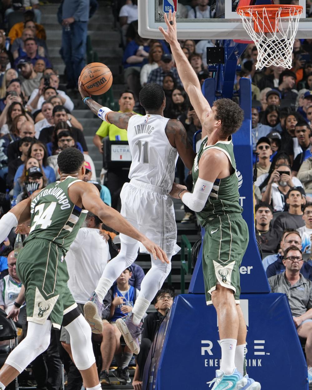 顽强的防守 顽强的防守